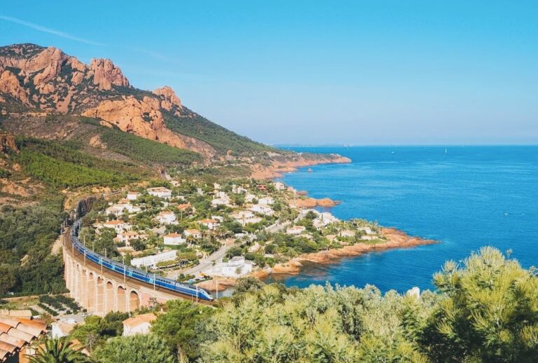 How to Get to the Esterel Area