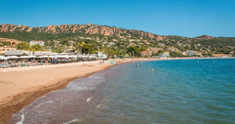 Towns of L’Esterel: Agay