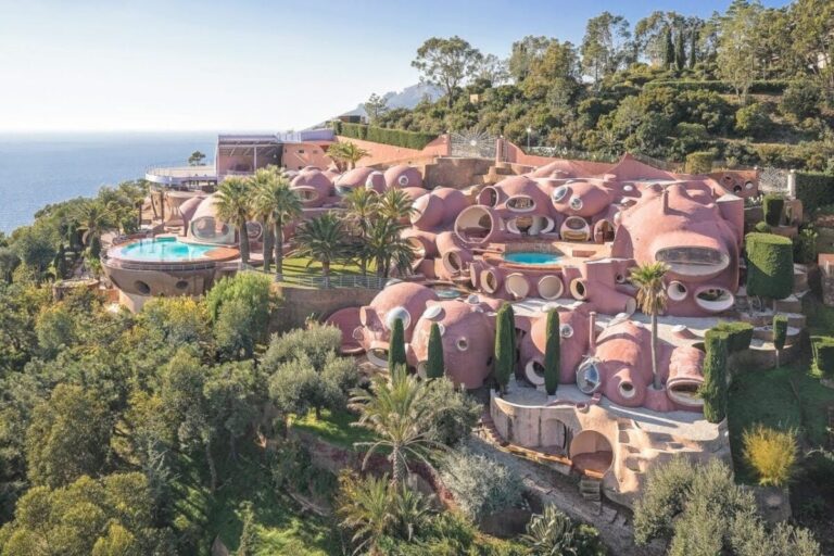 Look Inside Pierre Cardin’s Bubble Palace