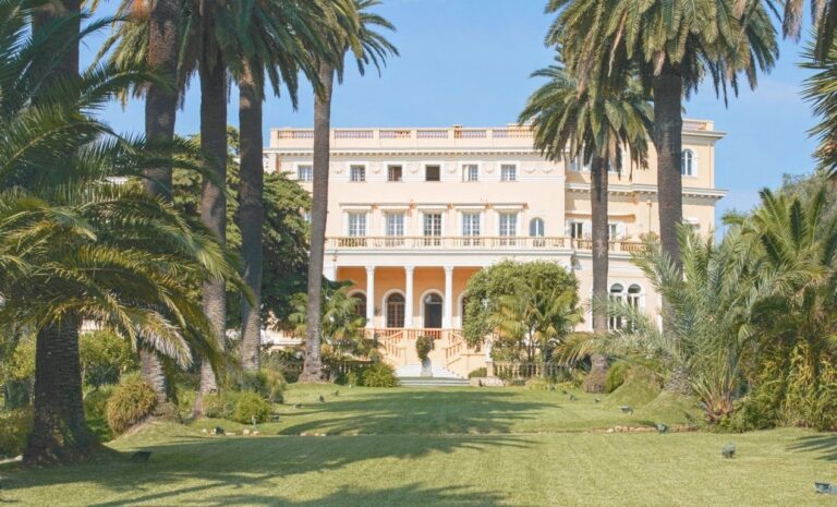 An Evil King, His Teenage Prostitute & the Most Expensive Villas in the World