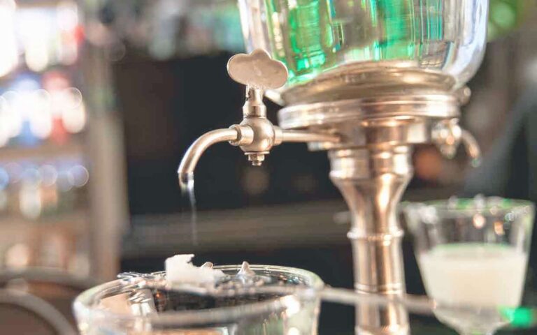 Antibes’ Absinthe Bar