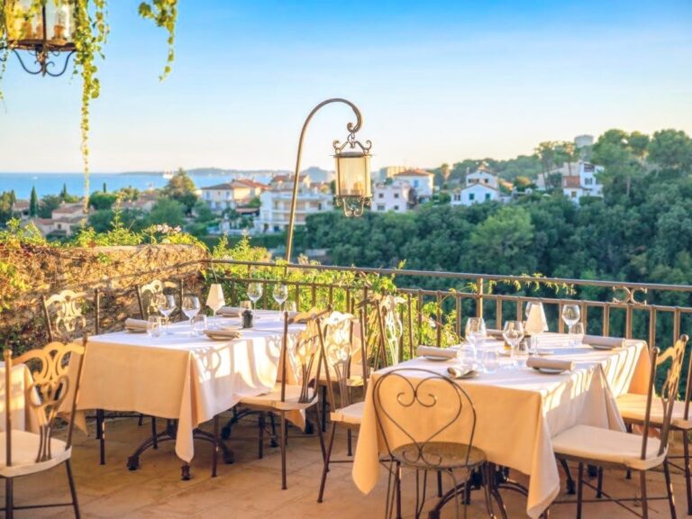 Ultra-Luxury Itinerary: Inland South of France